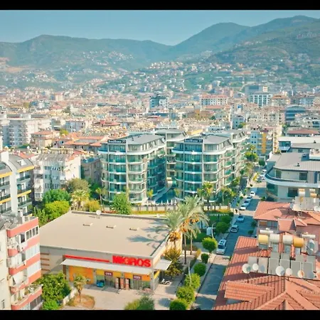 A Stylish 100 M Away From The Sea Apartament *