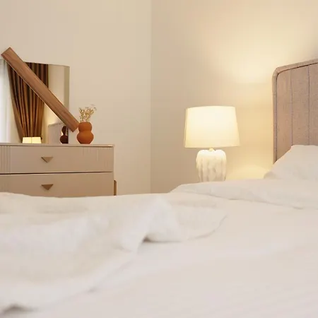 A Stylish 100 M Away From The Sea Apartament *