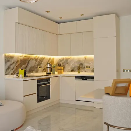 A Stylish 100 M Away From The Sea * Alanya